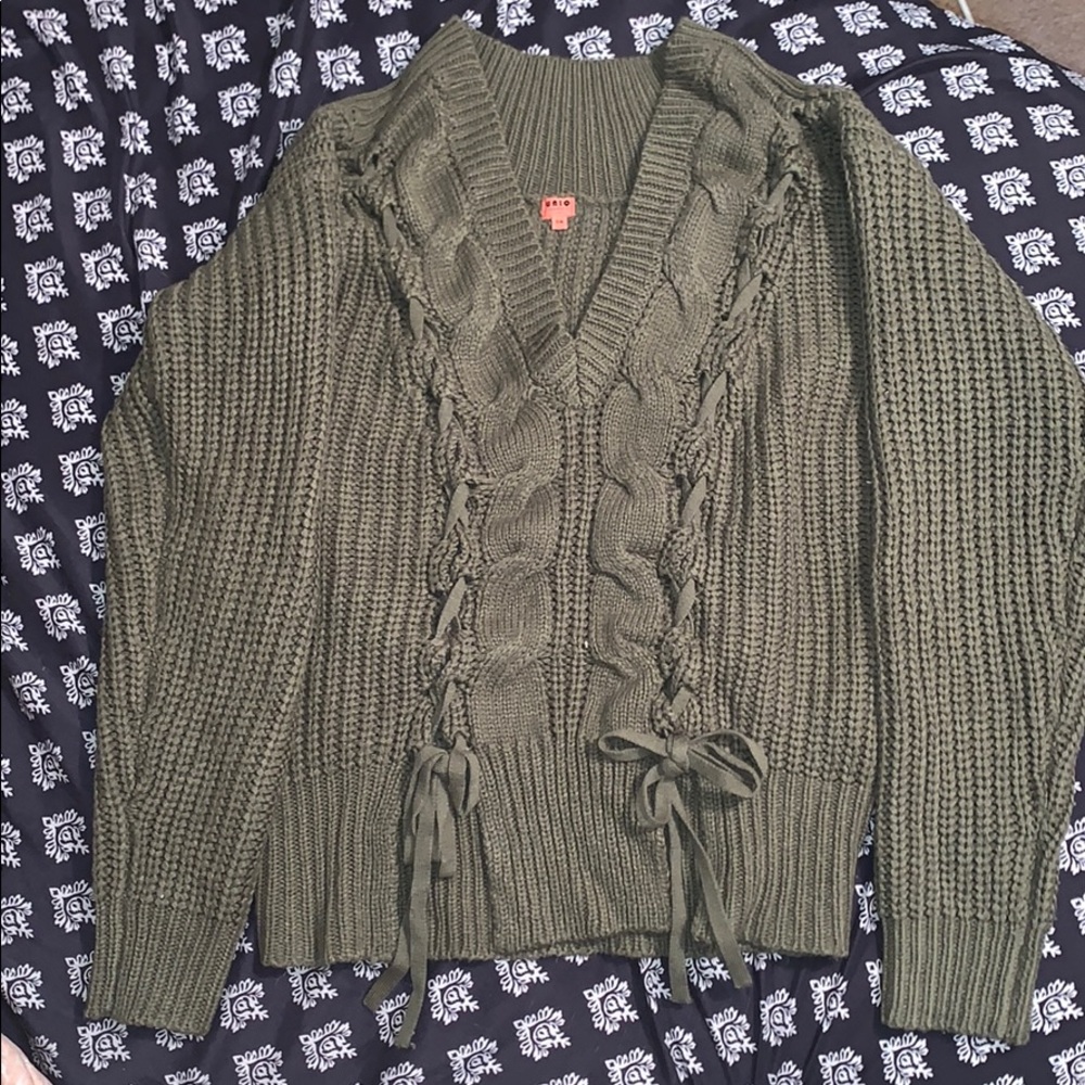 Fashion Nova S/M over sized chunky sweater